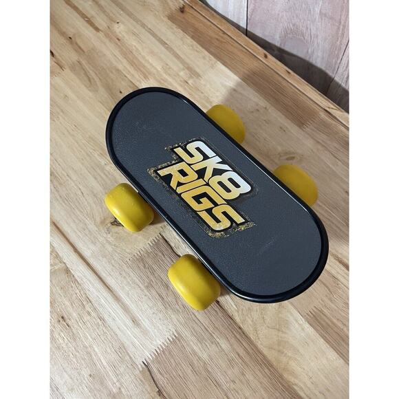 SK8 Rigs Handboard for Kids Gorilla Design Yellow BongoHand Skateboard - Picture 2 of 5